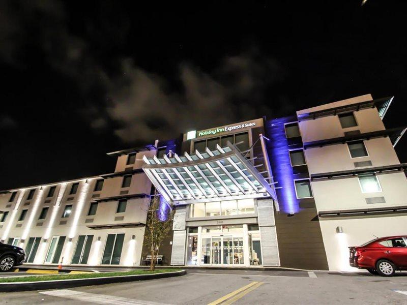 Holiday Inn Express & Suites Miami Airport East, An Ihg Hotel Exterior photo